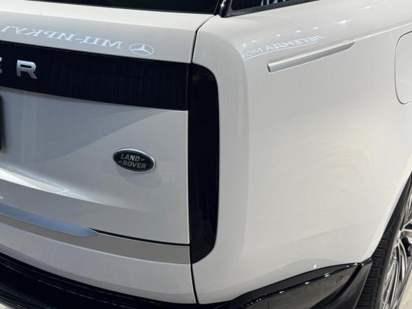 Land Rover Range Rover V с пробегом 2022 года, цена 18 990 000 рублей, 15451 км, внедорожник, Автокод Объявления