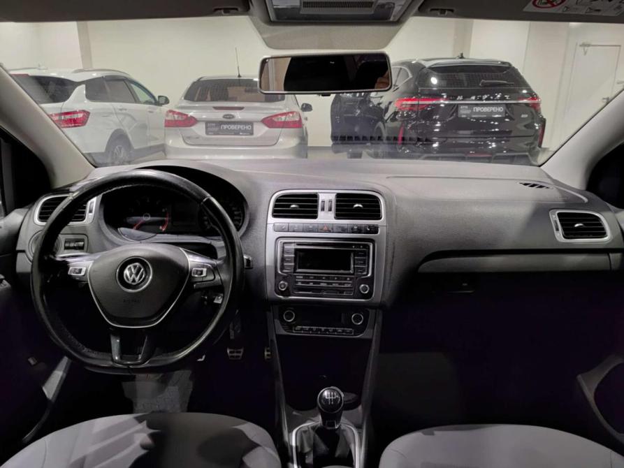 Volkswagen Polo V Рестайлинг Казань  - изображение 17
