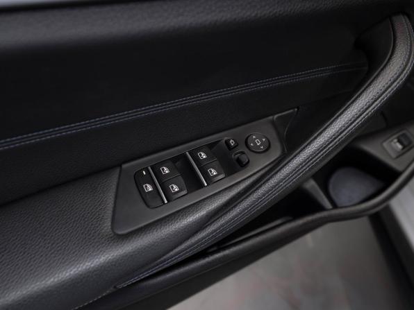 BMW 5 серии VII (G30/G31/G38) с пробегом 2019 года, цена 3 640 000 рублей, 96957 км, седан, Автокод Объявления