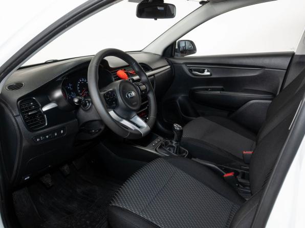Kia Rio IV с пробегом 2018 года, цена 1 425 000 рублей, 93500 км, хэтчбек, Автокод Объявления