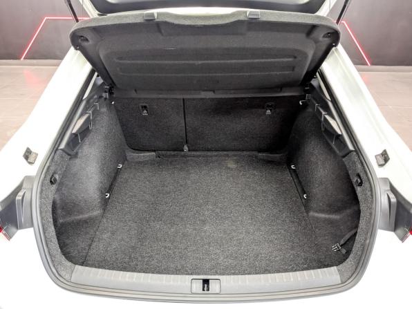 Skoda Octavia IV (A8) с пробегом 2021 года, цена 2 270 000 рублей, 76284 км, лифтбек, Автокод Объявления
