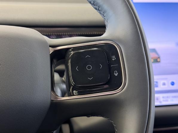 Lynk &amp; Co 900 с пробегом 2026 года, цена 8 620 000 рублей, 35 км, внедорожник, Автокод Объявления