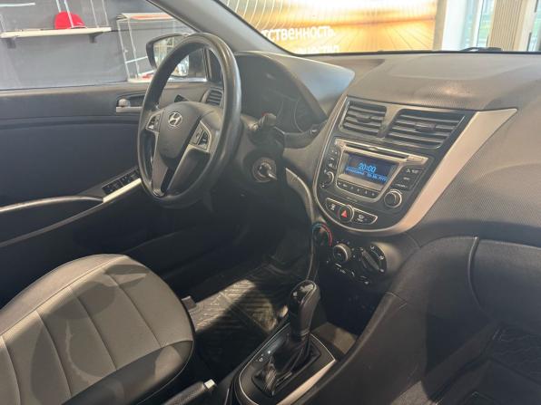 Hyundai Solaris I Рестайлинг с пробегом 2015 года, цена 649 000 рублей, 228978 км, седан, Автокод Объявления