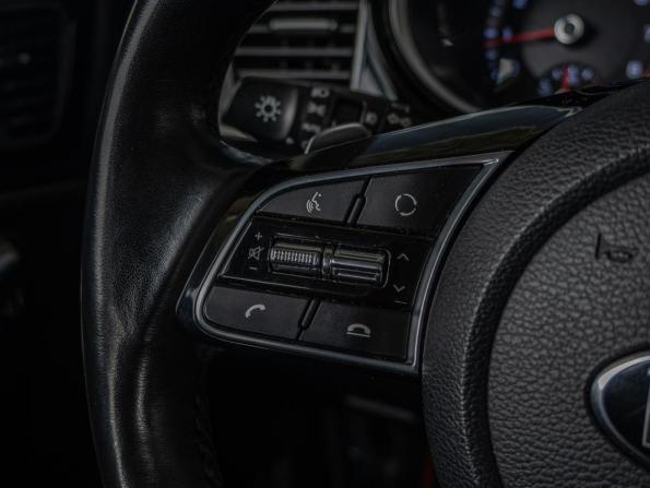Kia Ceed III с пробегом 2019 года, цена 1 700 000 рублей, 97121 км, хэтчбек, Автокод Объявления