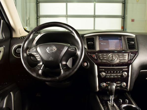Nissan Pathfinder IV с пробегом 2014 года, цена 1 715 995 рублей, 192375 км, внедорожник, Автокод Объявления