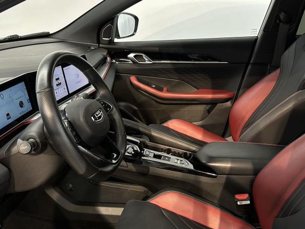 Geely Coolray I Рестайлинг с пробегом 2023 года, цена 1 990 000 рублей, 42390 км, внедорожник, Автокод Объявления