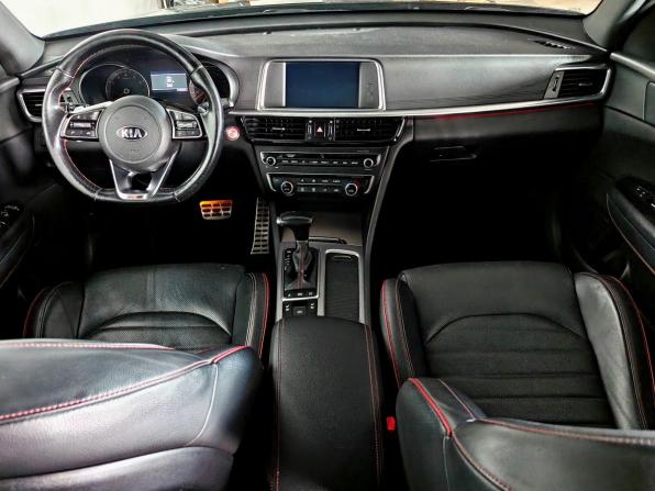 Kia Optima IV Рестайлинг с пробегом 2018 года, цена 1 864 000 рублей, 149608 км, седан, Автокод Объявления