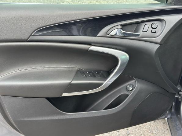 Opel Insignia I Рестайлинг с пробегом 2016 года, цена 1 290 000 рублей, 132000 км, универсал, Автокод Объявления
