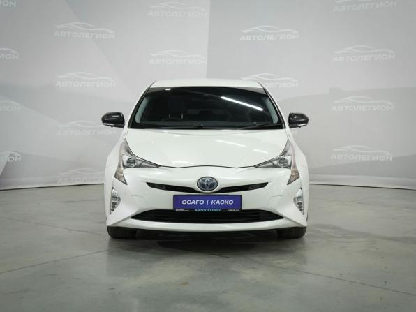 Toyota Prius IV (XW50) с пробегом 2017 года, цена 1 840 000 рублей, 140000 км, лифтбек, Автокод Объявления