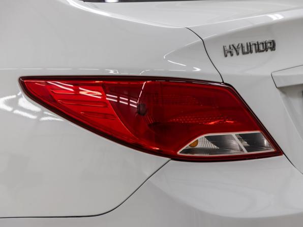 Hyundai Solaris I Рестайлинг с пробегом 2015 года, цена 878 000 рублей, 165377 км, седан, Автокод Объявления