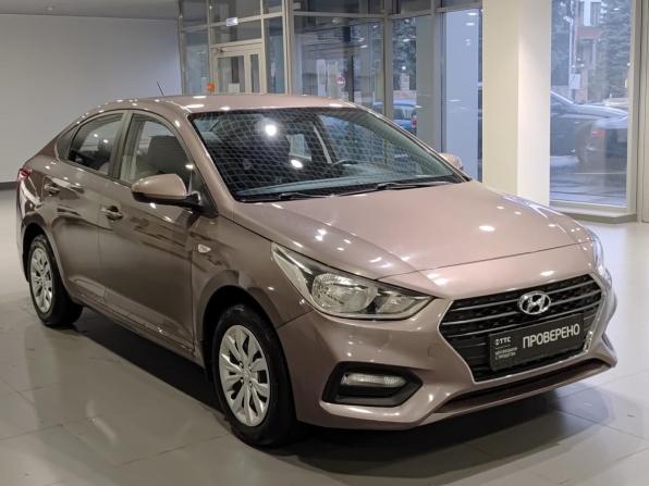 Hyundai Solaris II с пробегом 2019 года, цена 1 117 000 рублей, 125467 км, седан, Автокод Объявления