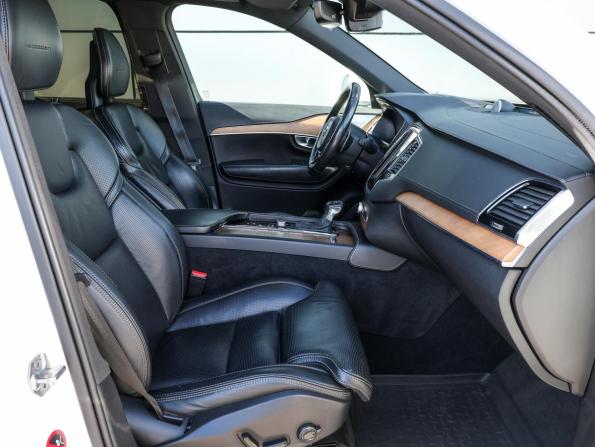 Volvo XC90 II с пробегом 2017 года, цена 4 298 000 рублей, 111588 км, внедорожник, Автокод Объявления