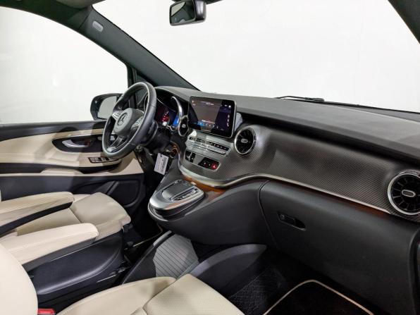 Mercedes-Benz V-Класс III (W447) Рестайлинг с пробегом 2023 года, цена 10 085 000 рублей, 72885 км, минивэн, Автокод Объявления