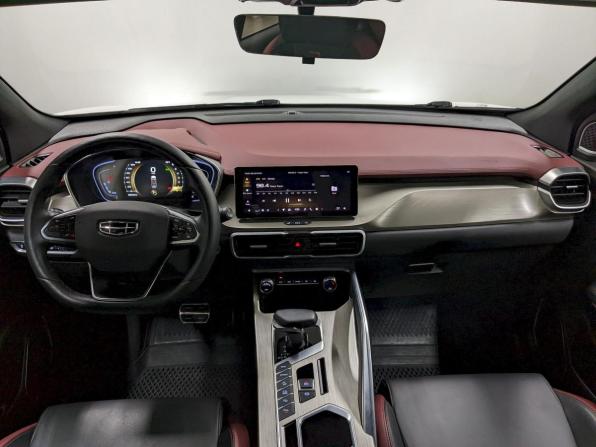 Geely Coolray I с пробегом 2023 года, цена 1 840 000 рублей, 28615 км, внедорожник, Автокод Объявления