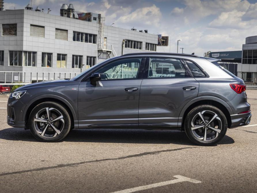 Audi Q3 II (F3) Москва  - изображение 9
