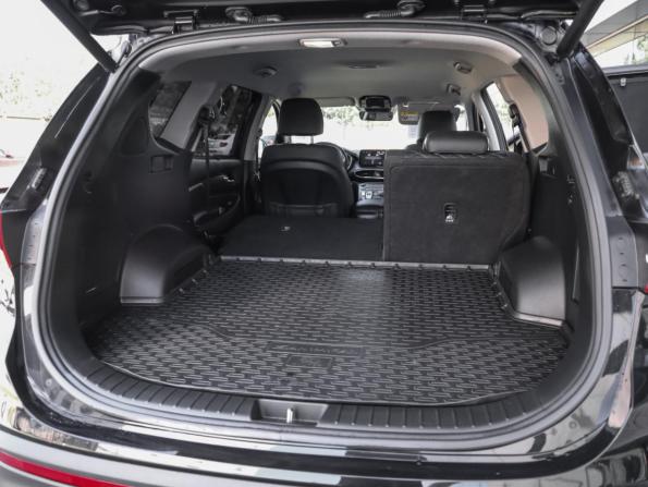 Hyundai Santa Fe IV Рестайлинг с пробегом 2022 года, цена 4 008 410 рублей, 70016 км, внедорожник, Автокод Объявления