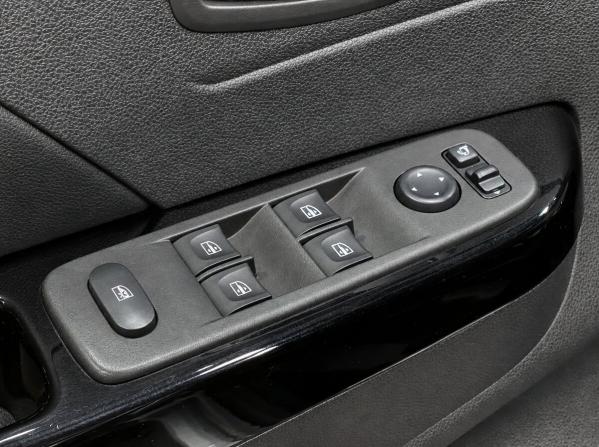 Renault Kaptur I Рестайлинг с пробегом 2020 года, цена 1 850 000 рублей, 50000 км, внедорожник, Автокод Объявления