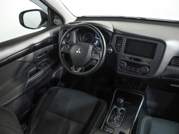 Mitsubishi Outlander III Рестайлинг 3 с пробегом 2019 года, цена 2 099 000 рублей, 157961 км, внедорожник, Автокод Объявления