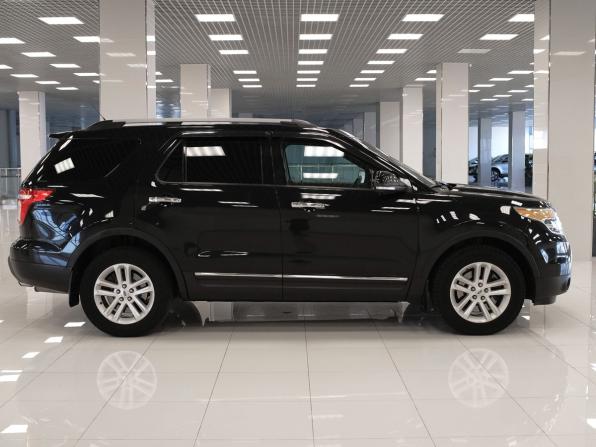 Ford Explorer V с пробегом 2015 года, цена 1 930 000 рублей, 175145 км, внедорожник, Автокод Объявления