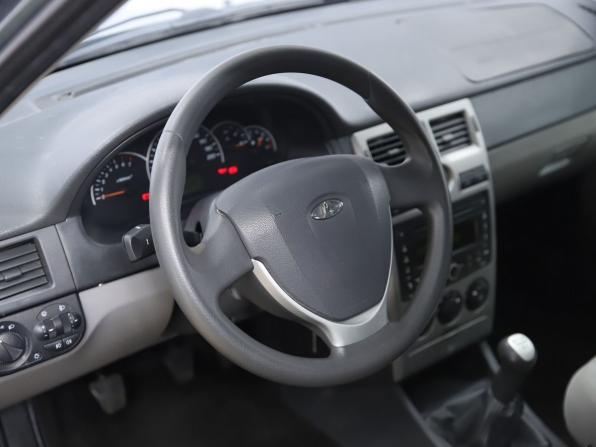 Lada (ВАЗ) Priora I с пробегом 2012 года, цена 350 000 рублей, 126201 км, хэтчбек, Автокод Объявления