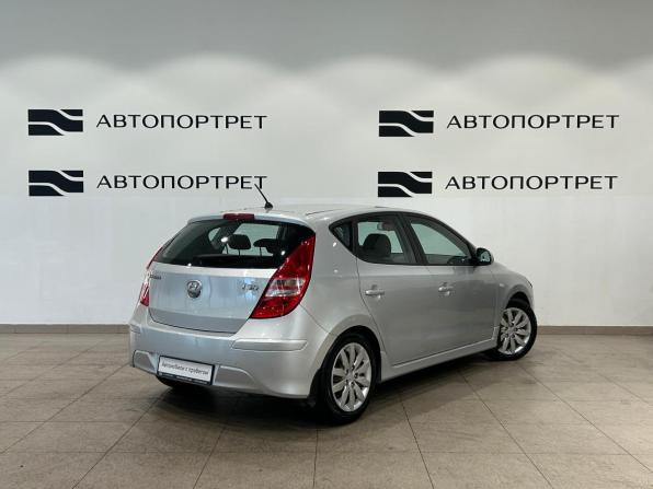 Hyundai i30 I Рестайлинг с пробегом 2011 года, цена 649 000 рублей, 228807 км, хэтчбек, Автокод Объявления