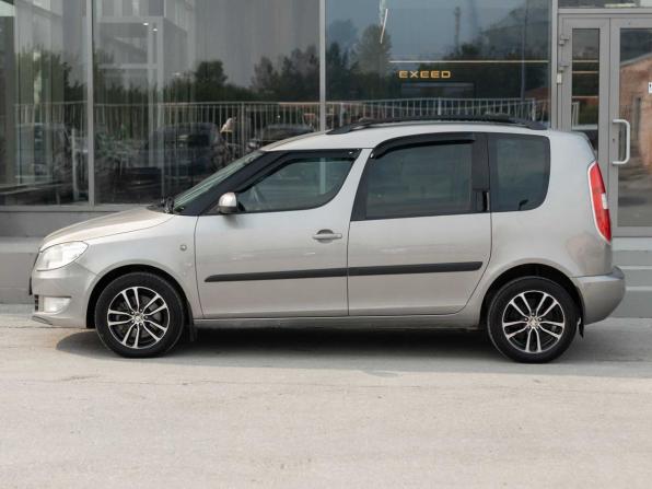 Skoda Roomster I Рестайлинг с пробегом 2011 года, цена 630 000 рублей, 216887 км, компактвэн, Автокод Объявления