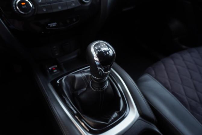 Nissan Qashqai II с пробегом 2016 года, цена 1 350 000 рублей, 121602 км, внедорожник, Автокод Объявления