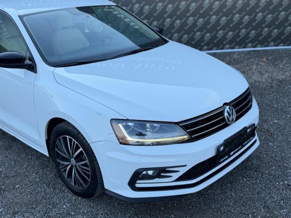 Volkswagen Jetta VI Рестайлинг с пробегом 2017 года, цена 1 345 000 рублей, 109000 км, седан, Автокод Объявления