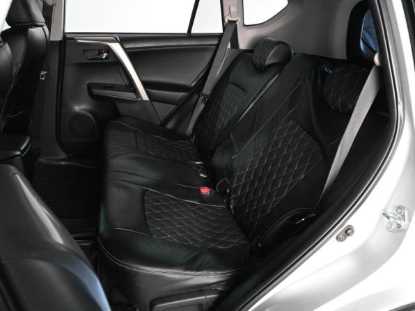 Toyota RAV4 IV (XA40) с пробегом 2015 года, цена 1 799 000 рублей, 192320 км, внедорожник, Автокод Объявления