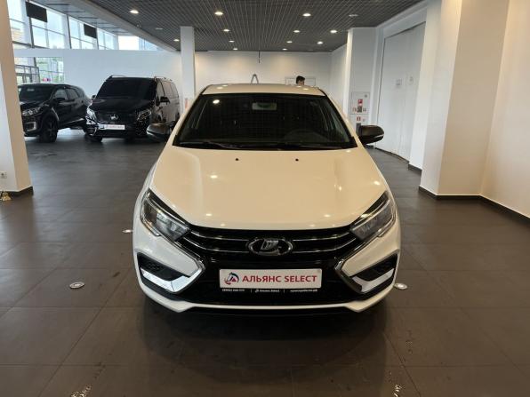 Lada (ВАЗ) Vesta I Рестайлинг (NG) с пробегом 2024 года, цена 1 592 000 рублей, 12498 км, седан, Автокод Объявления