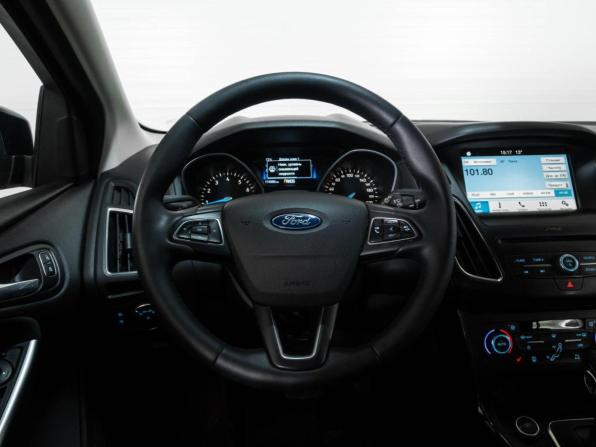 Ford Focus III Рестайлинг с пробегом 2019 года, цена 1 399 000 рублей, 174566 км, хэтчбек, Автокод Объявления