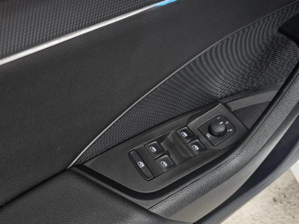 Skoda Octavia IV (A8) с пробегом 2021 года, цена 2 330 000 рублей, 63000 км, лифтбек, Автокод Объявления
