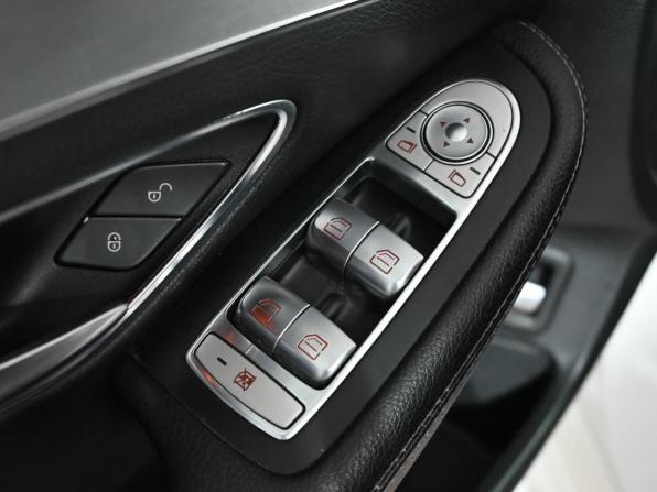 Mercedes-Benz C-Класс IV (W205) с пробегом 2015 года, цена 2 290 000 рублей, 231730 км, седан, Автокод Объявления