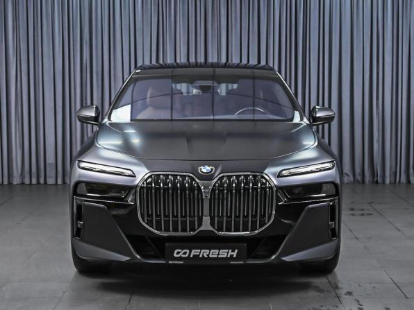 BMW 7 серии VII (G70) с пробегом 2022 года, цена 14 999 000 рублей, 4770 км, седан, Автокод Объявления