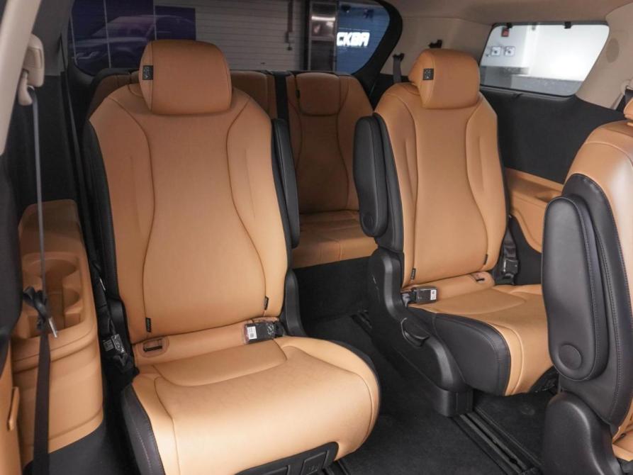 Kia Carnival IV Москва  - изображение 12