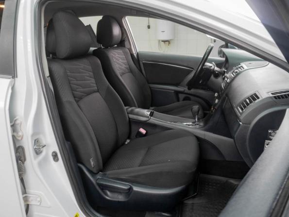 Toyota Avensis III с пробегом 2009 года, цена 1 019 000 рублей, 234156 км, седан, Автокод Объявления