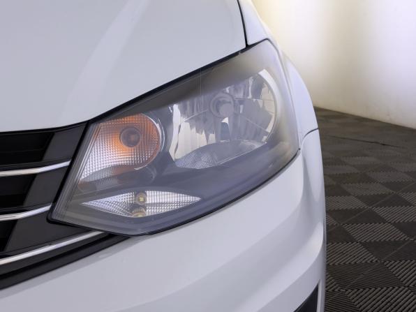 Volkswagen Polo V Рестайлинг с пробегом 2018 года, цена 1 200 000 рублей, 54281 км, седан, Автокод Объявления