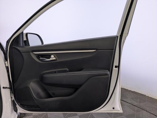 Kia Rio IV Рестайлинг с пробегом 2021 года, цена 2 040 000 рублей, 49442 км, хэтчбек, Автокод Объявления