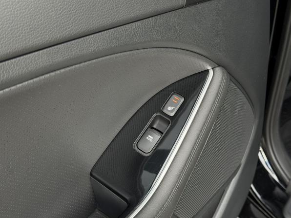 Kia Optima III Рестайлинг с пробегом 2014 года, цена 2 150 000 рублей, 8426 км, седан, Автокод Объявления