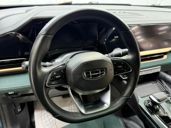 Geely Monjaro I с пробегом 2022 года, цена 3 200 000 рублей, 17710 км, внедорожник, Автокод Объявления