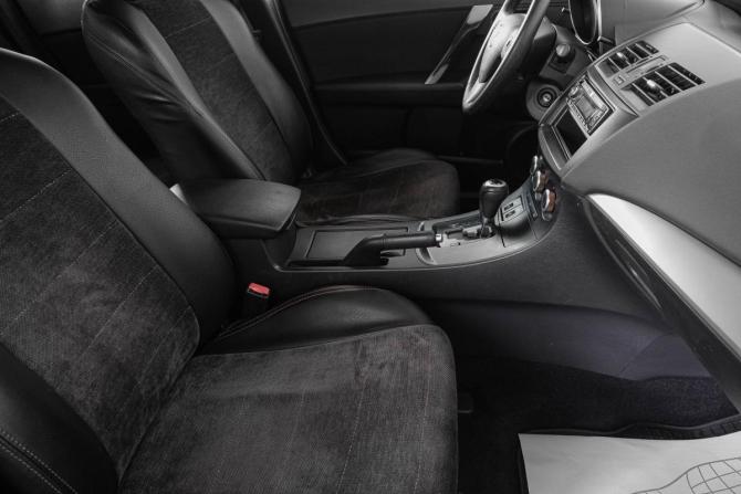 Mazda 3 II (BL) Рестайлинг с пробегом 2013 года, цена 959 000 рублей, 215000 км, седан, Автокод Объявления