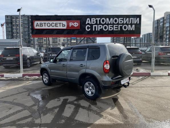 Chevrolet Niva I Рестайлинг с пробегом 2017 года, цена 599 000 рублей, 212946 км, внедорожник, Автокод Объявления