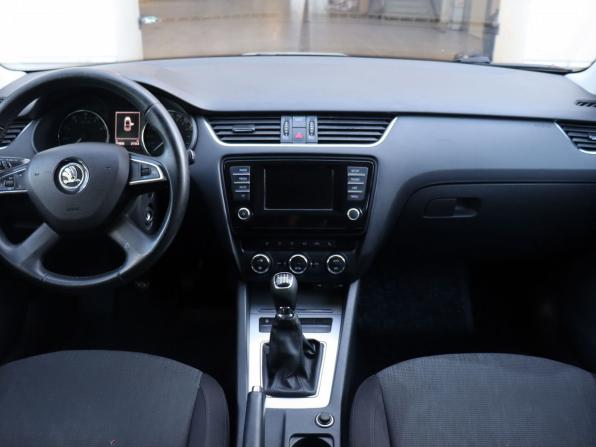 Skoda Octavia III (A7) с пробегом 2013 года, цена 1 200 000 рублей, 174830 км, лифтбек, Автокод Объявления