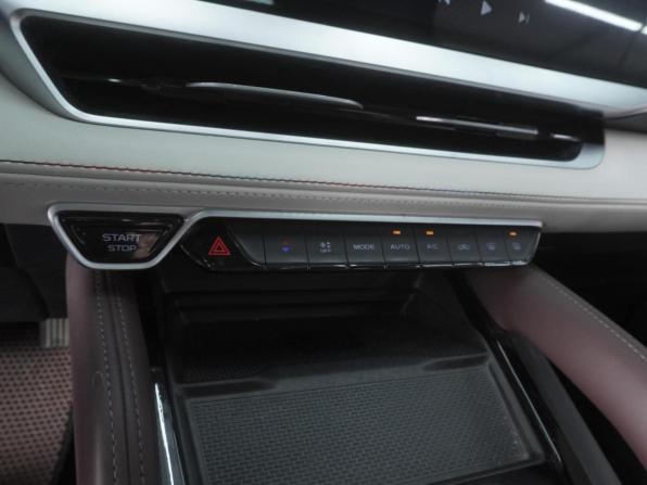 Geely Monjaro I с пробегом 2023 года, цена 3 199 000 рублей, 35608 км, внедорожник, Автокод Объявления