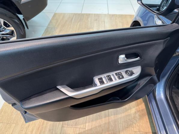 Kia Rio III с пробегом 2013 года, цена 699 000 рублей, 217572 км, хэтчбек, Автокод Объявления