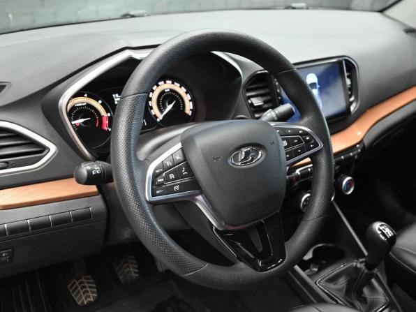Lada (ВАЗ) Vesta I Рестайлинг (NG) с пробегом 2023 года, цена 1 310 000 рублей, 38000 км, седан, Автокод Объявления