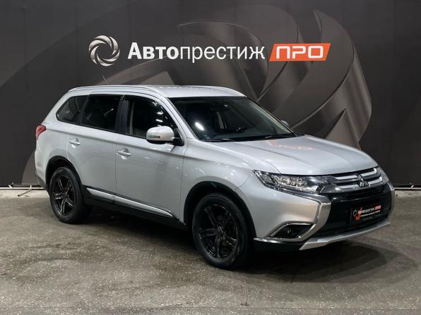 Mitsubishi Outlander III Рестайлинг 2 с пробегом 2015 года, цена 1 450 000 рублей, 251184 км, внедорожник, Автокод Объявления