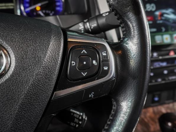 Toyota Camry VII (XV50) Рестайлинг 2 с пробегом 2017 года, цена 2 226 000 рублей, 118157 км, седан, Автокод Объявления