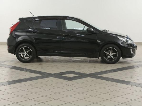 Hyundai Solaris I с пробегом 2012 года, цена 658 000 рублей, 211700 км, хэтчбек, Автокод Объявления