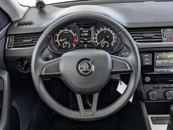 Skoda Octavia III (A7) Рестайлинг с пробегом 2019 года, цена 1 770 000 рублей, 94440 км, лифтбек, Автокод Объявления